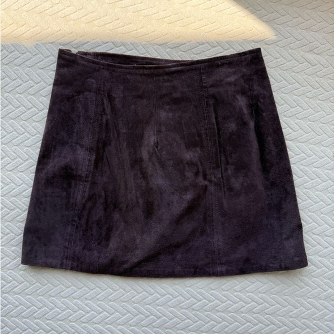 Purple Suede Mini Skirt with Zipper Detail