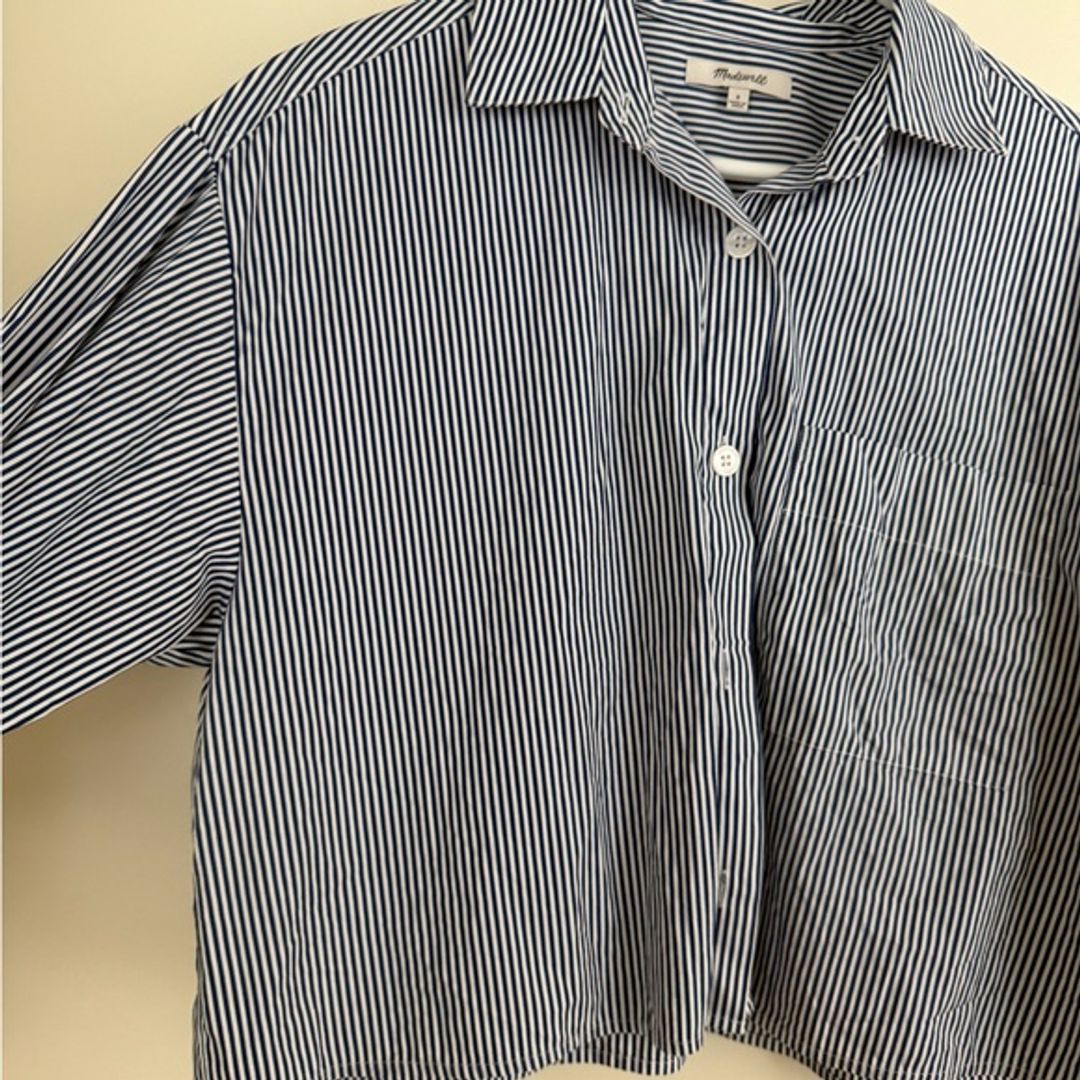 Madewell Cropped Blue Striped Button Down Shirt