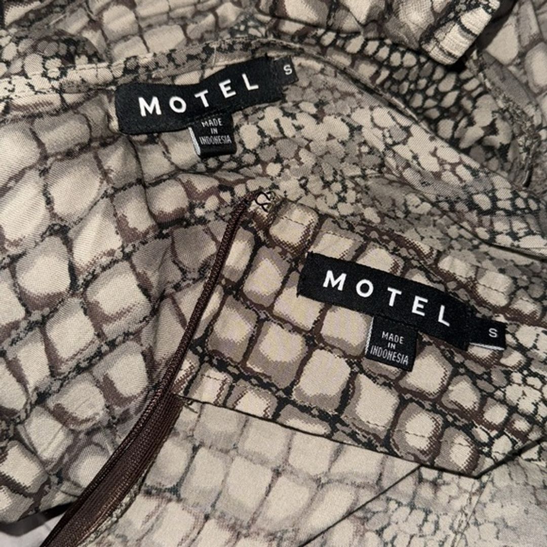 Motel Rocks Snakeskin Print Set