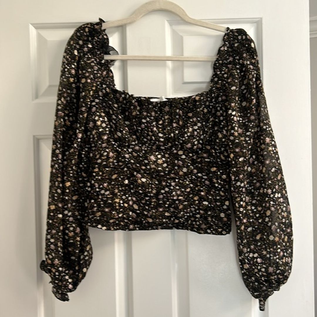 ASTR the Label Weston Blouse / Black-Blush Ditsy