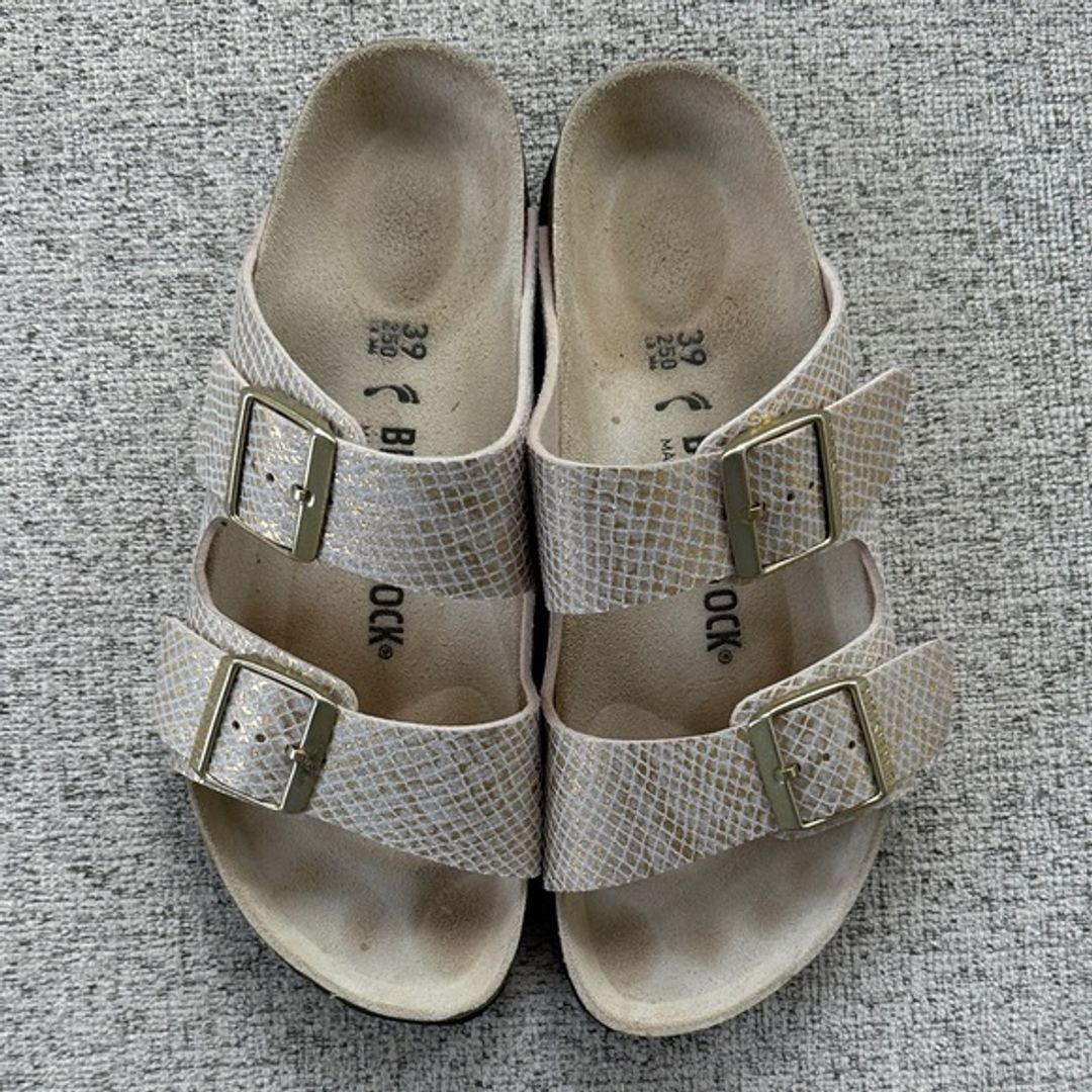 Birkenstock Arizona Textured Cream & Gold Sandals with Gold Buckles