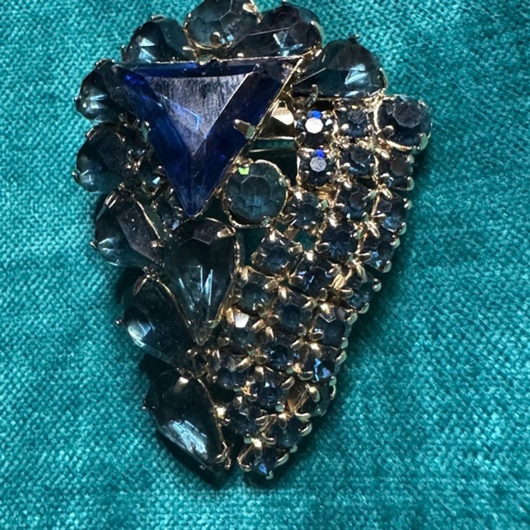 Vintage Women's Brooch
