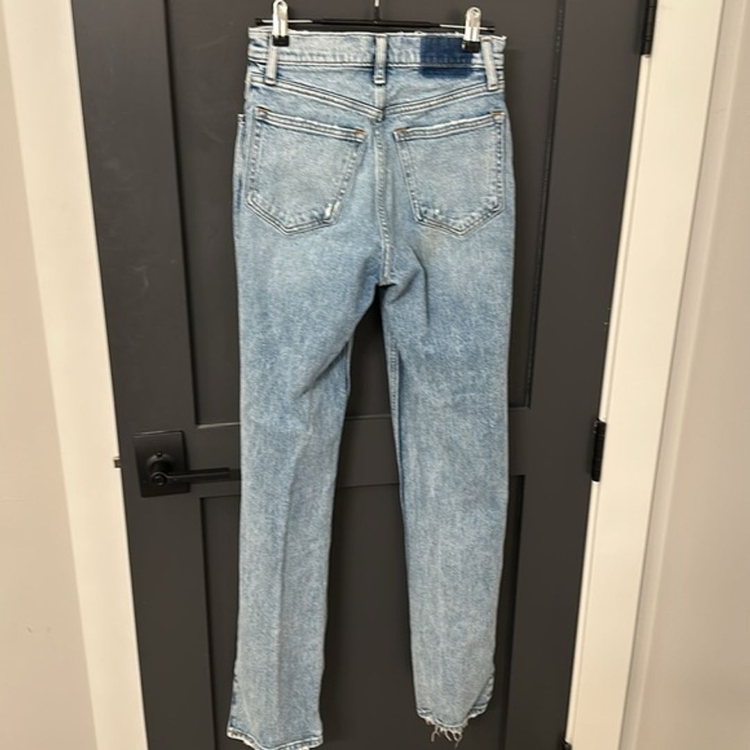 Abercrombie 90's Straight Ultra High Rise Jeans