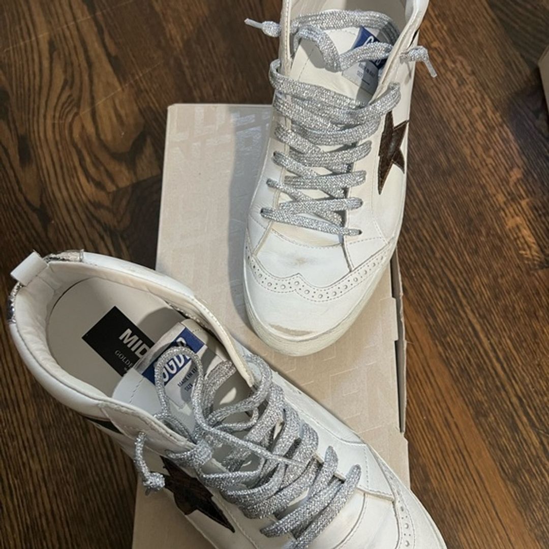 NWT Golden Goose Mid Star Sneakers White