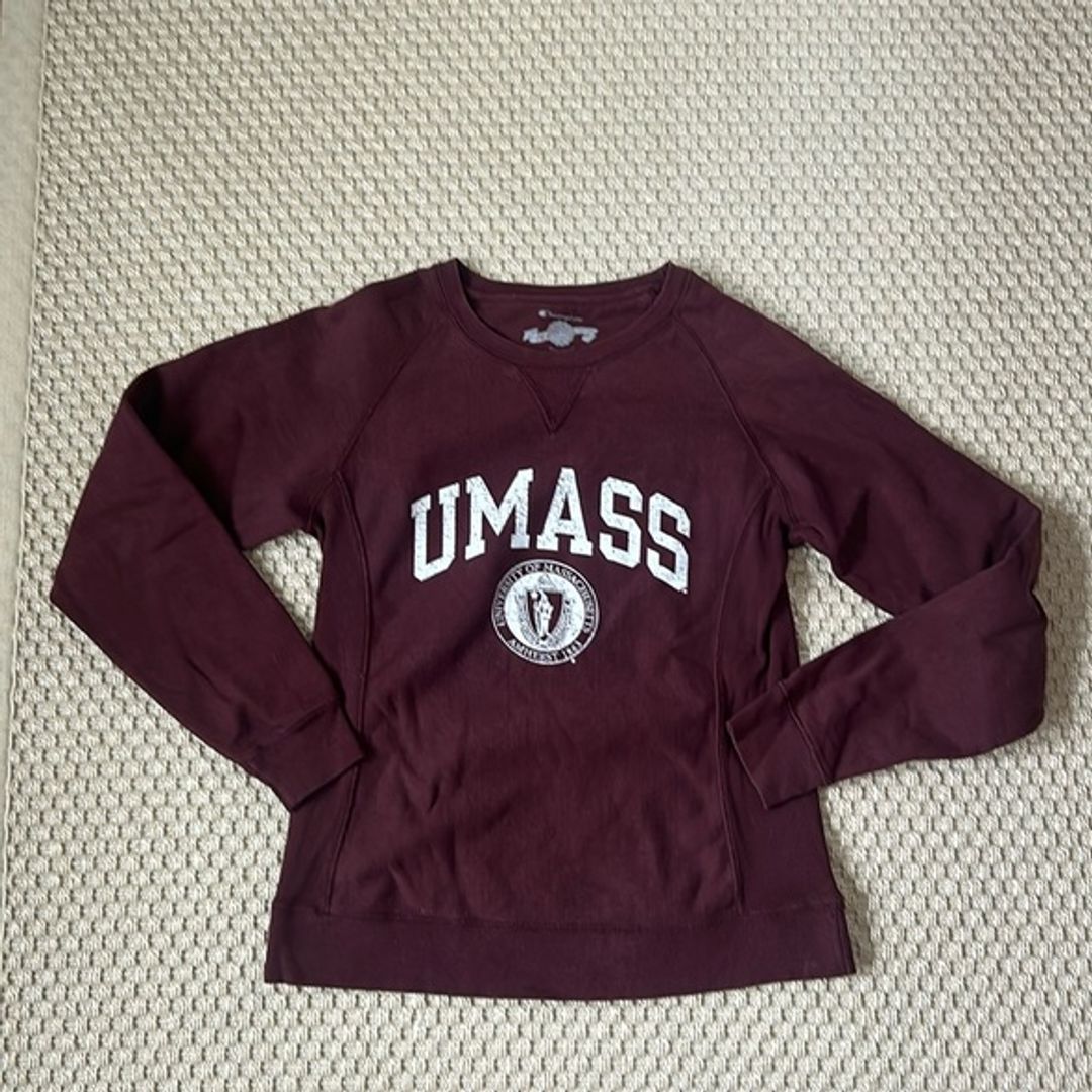 Champion UMASS Sweatshirt