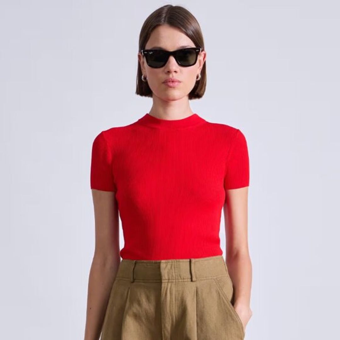Ciao Ribbed Tee