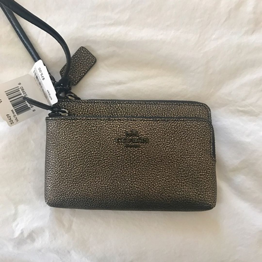 NWT Coach Wallet/Wristlet
