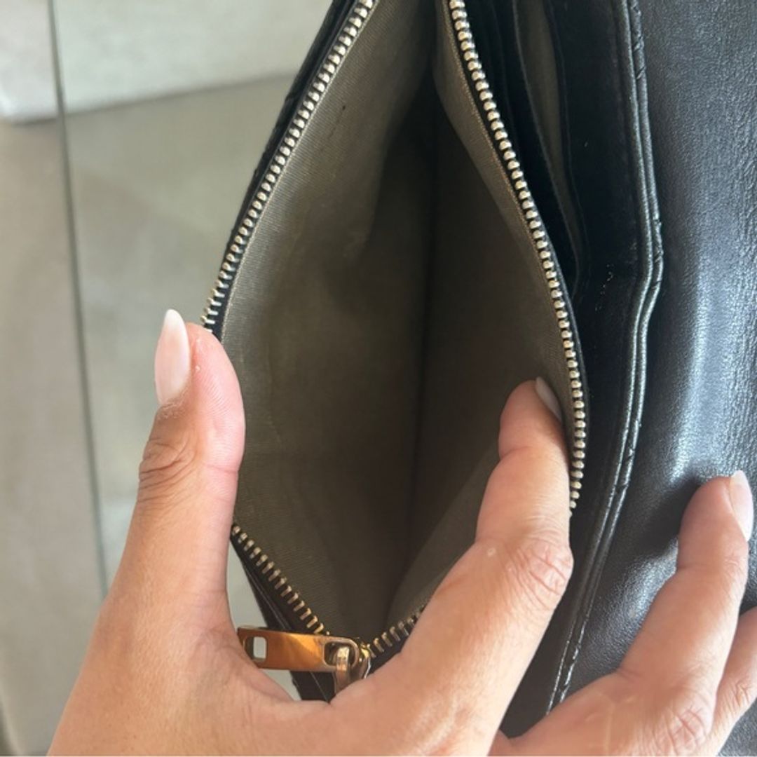 Marc Jacobs Quilted Crossbody Bag in Black