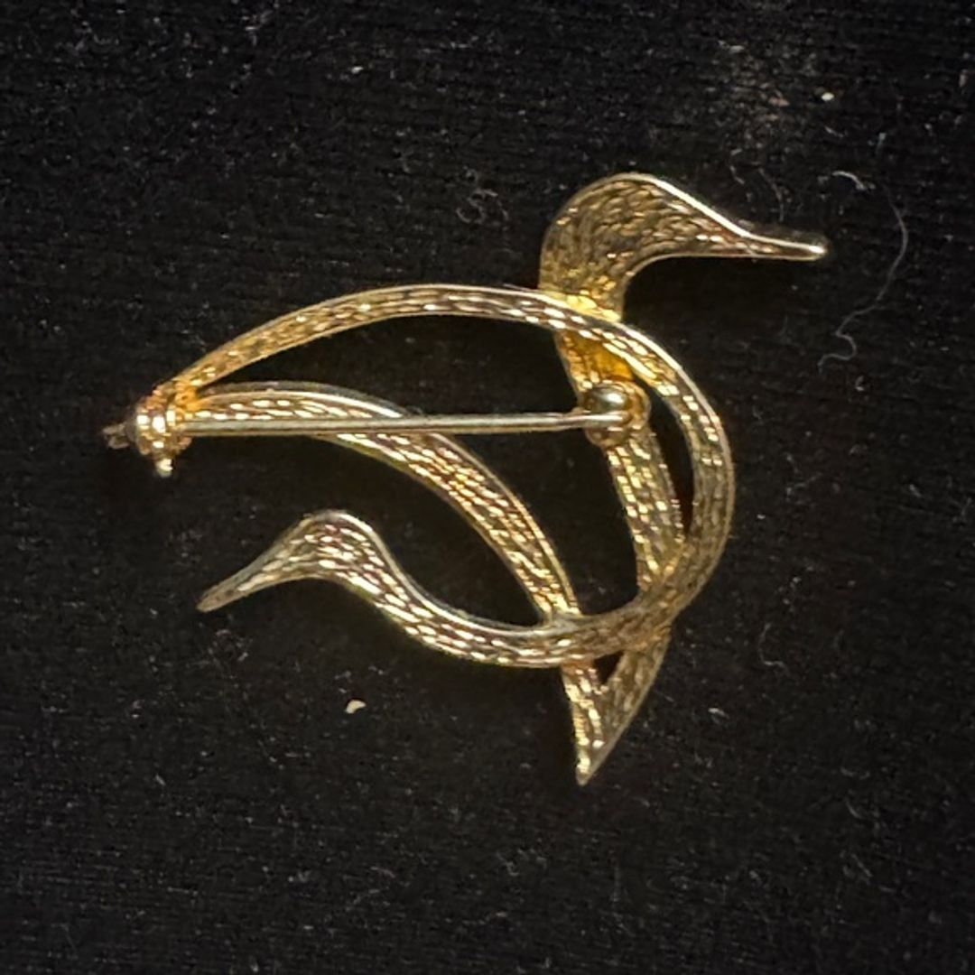 Vintage Gold Tone Bird Brooch