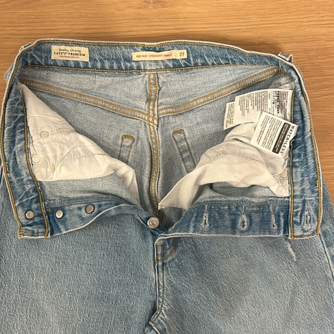 Levis Ribcage Straight Ankle Jeans