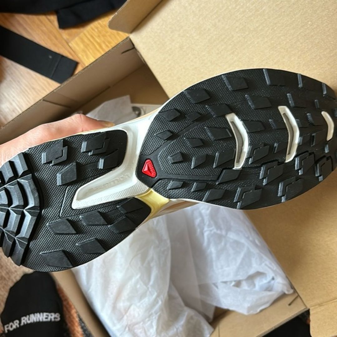 NWT Salomon XT Wings 2 Sneakers