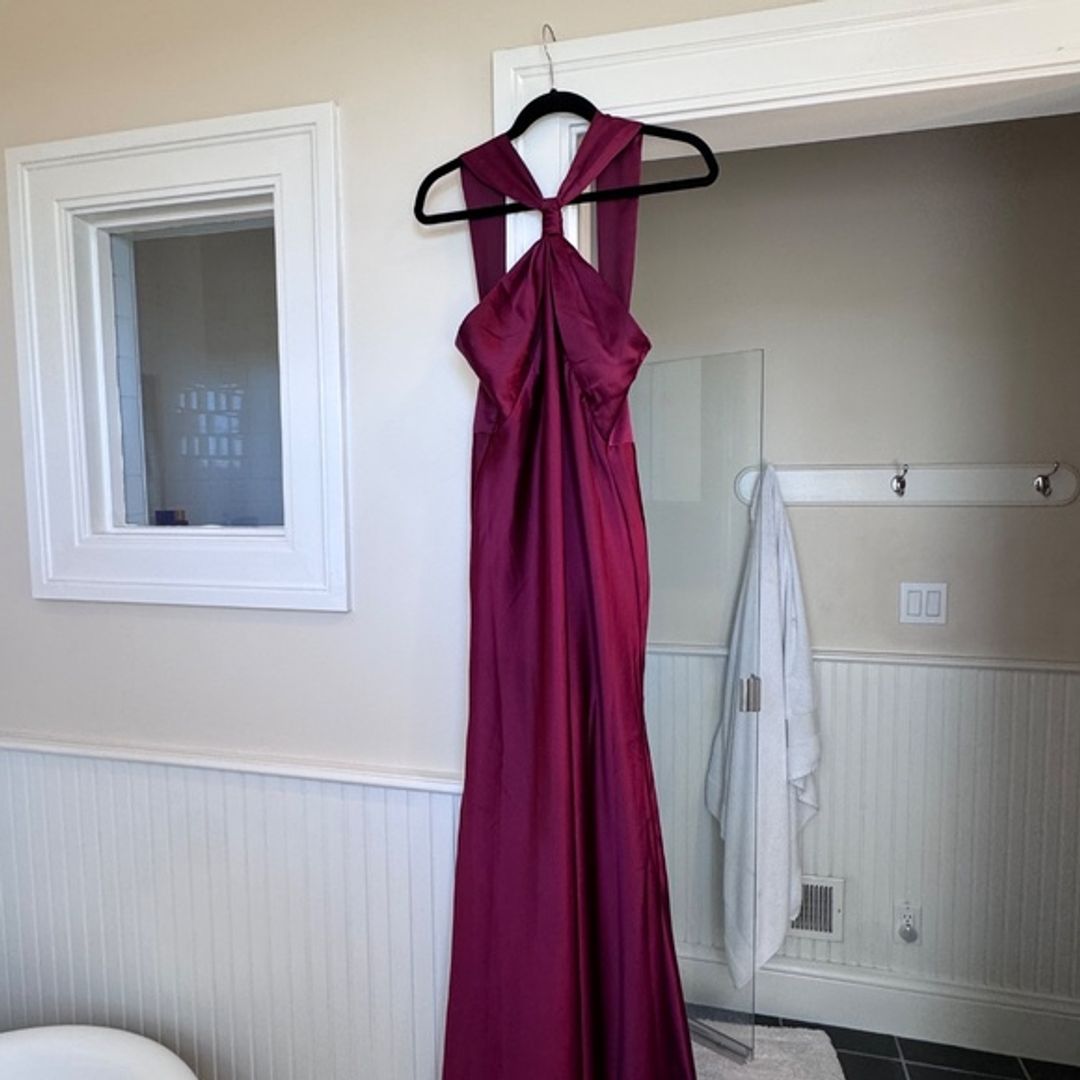 Monique Lhuillier Mallory Satin Halterneck Gown