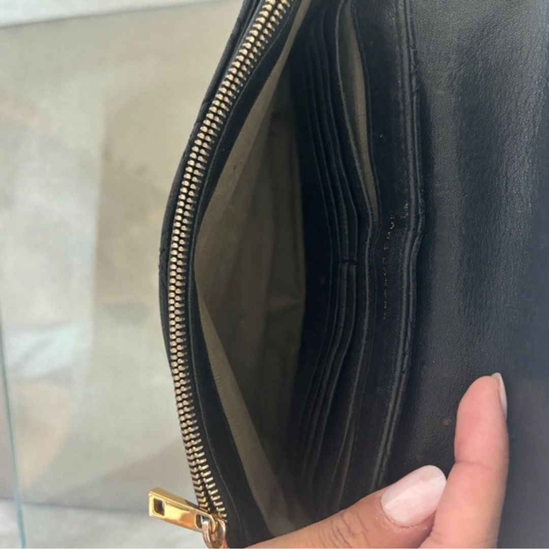 Marc Jacobs Quilted Crossbody Bag in Black