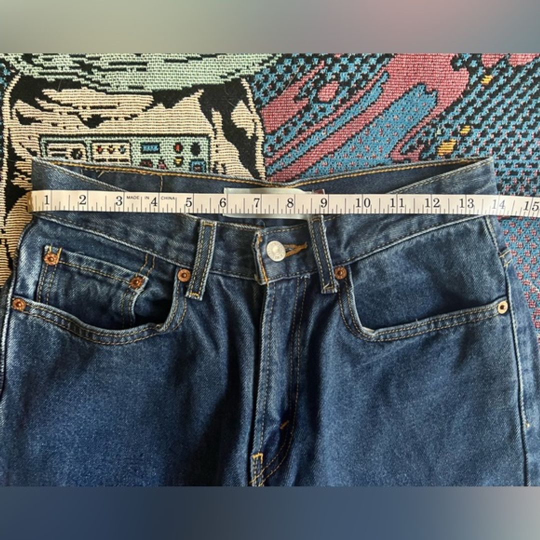 Levis Vintage Loose Straight Jeans