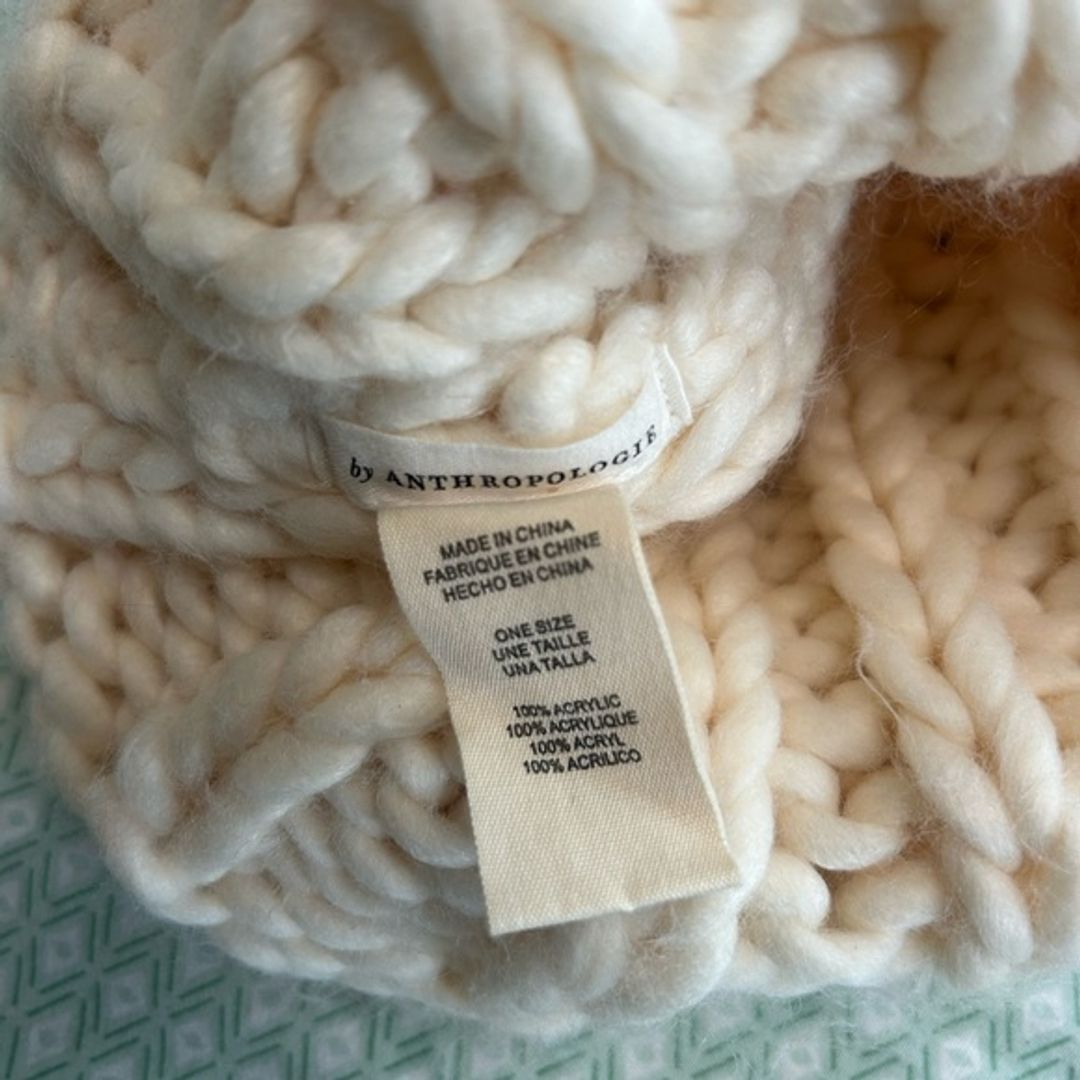 Anthropologie Suri Pom Beanie