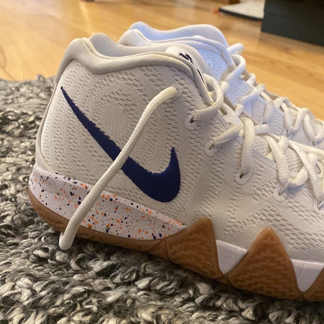Nike Kyrie 4 Uncle Drew Sneakers