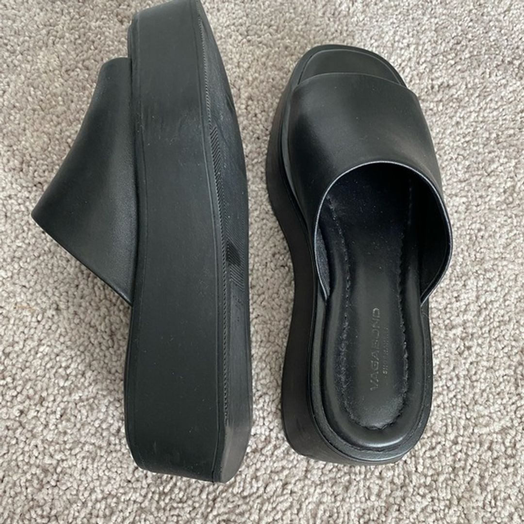Vagabond Courtney Black Leather Platform Slide Sandals