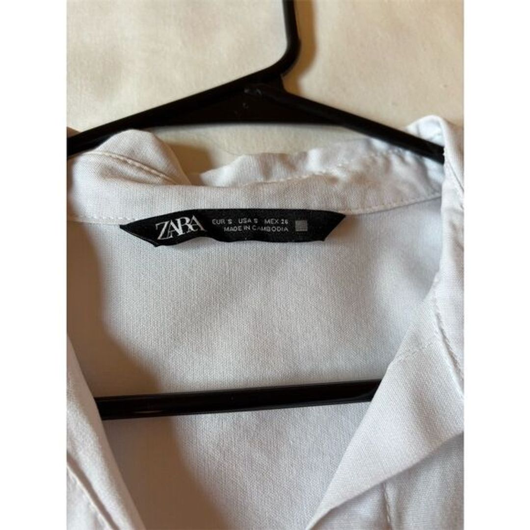 NWT Zara Small Oversized Boyfriend White Long Sleeve Button-Up Shirt Casual  
Key Details:  
Brand: Zara  
Size and Size Locale: S, US  
Department: Women's  
Color: White  
Category: Button-Up  
Material: Cotton  
Care Instructions: Machine washable  
Occasion: Casual  
Fit: Standard