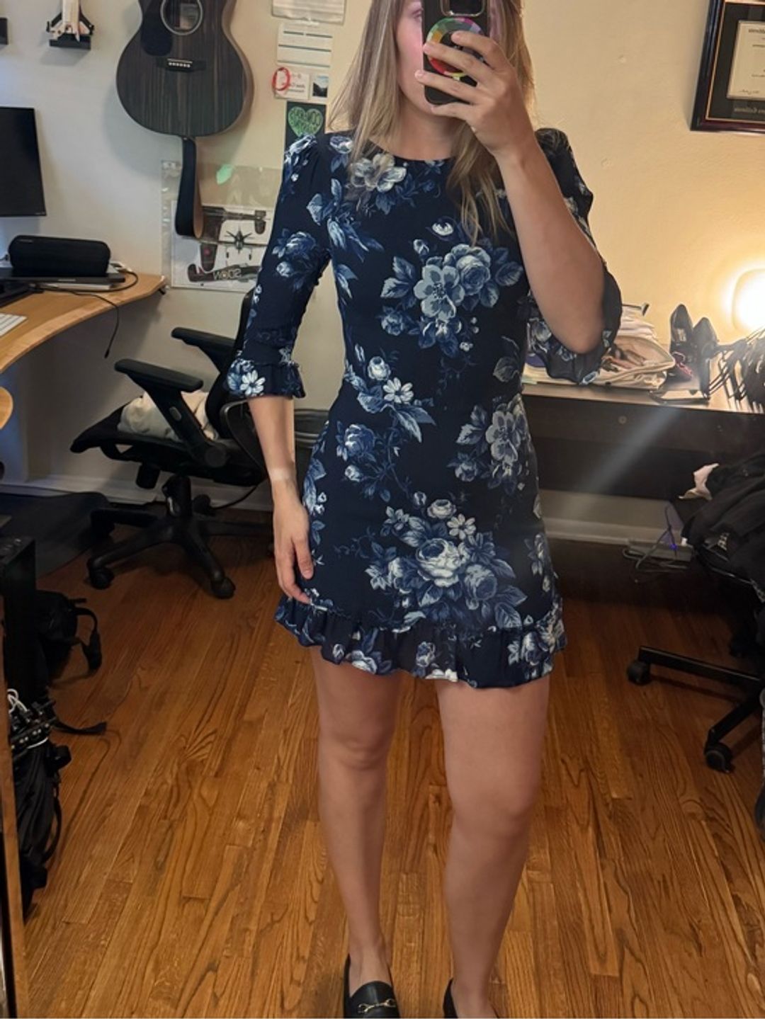 Reformation Doutzen size 4 Floral Navy Ruffle-Hem Mini Dress
