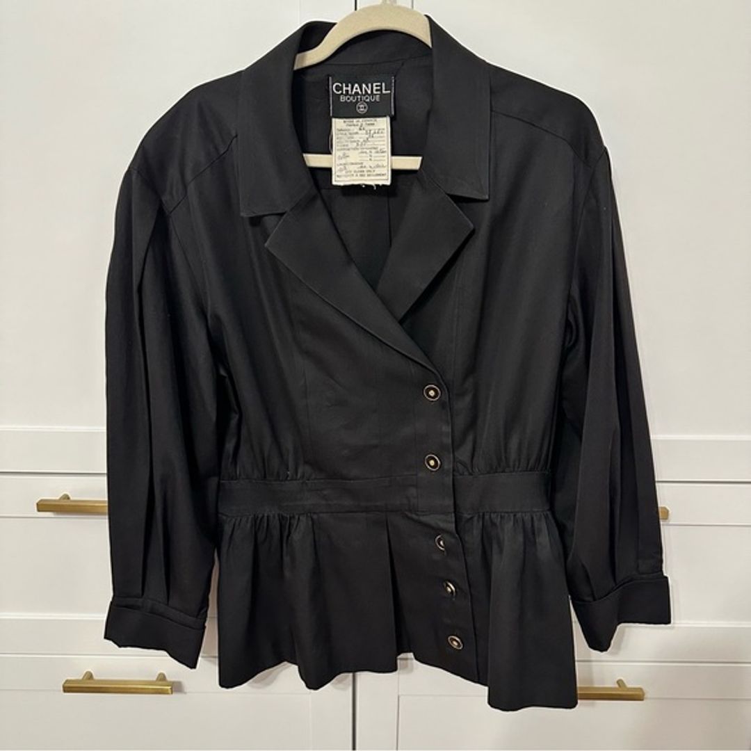 Vintage Chanel Cotton Jacket with Camellia Buttons from late 80’s 36