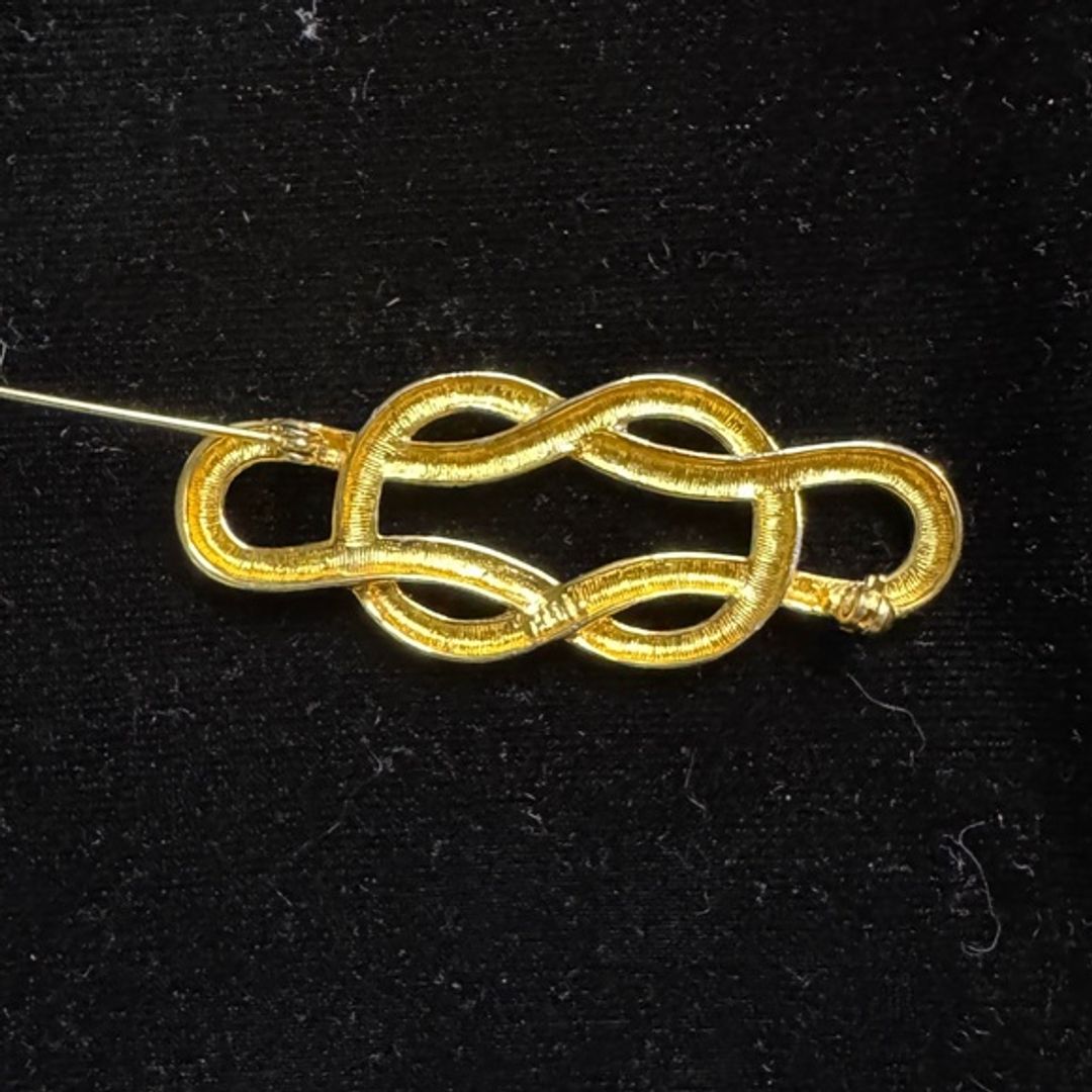 Monet Vintage Gold Tone Knotted Brooch