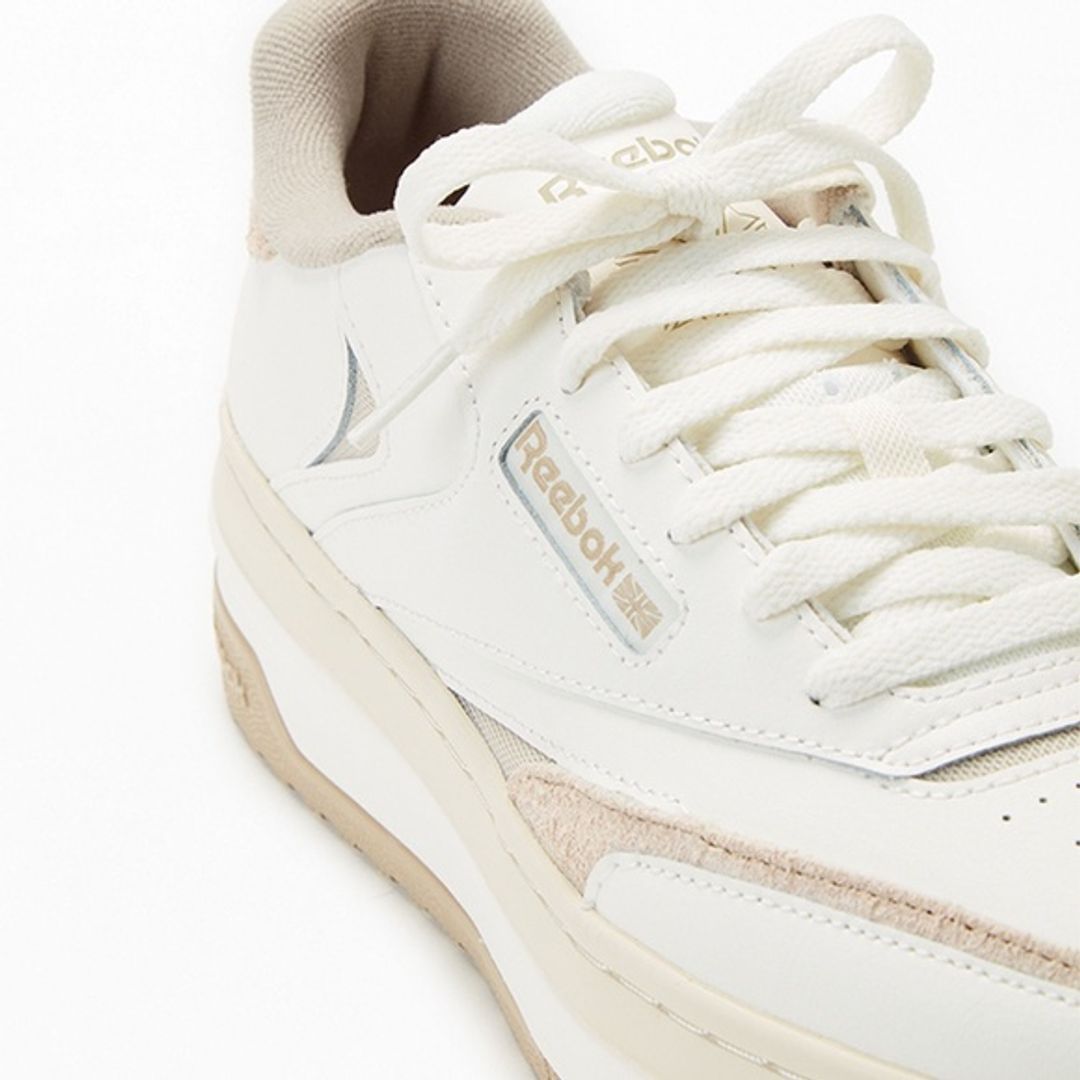 NWT Reebok Women's Beige Vital Neutral Club C Extra Sneakers