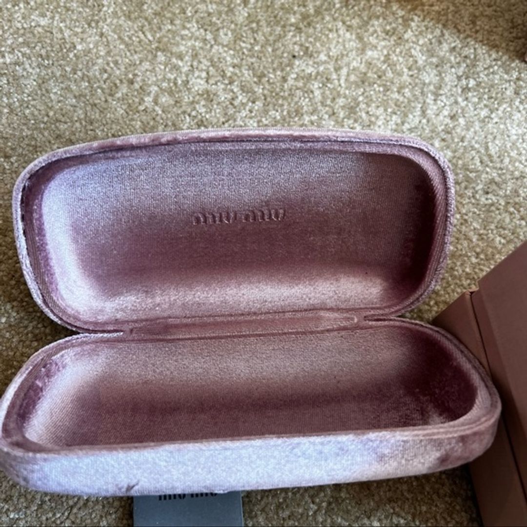 Miu Miu Circle Cat Eye Sunglasses