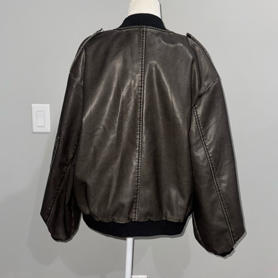 Edikted Black Bomber Jacket with Stand-Up Collar and Relaxed Fit