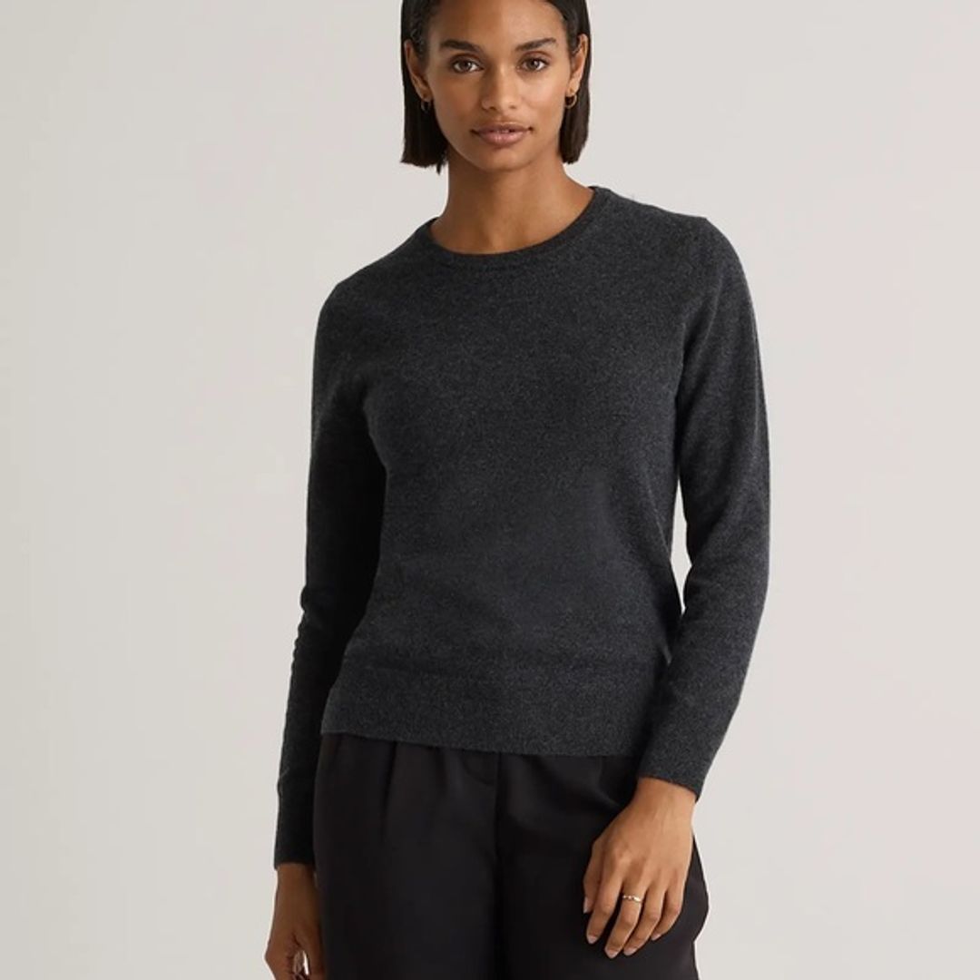 Women's cashmere Charcoal Sweater