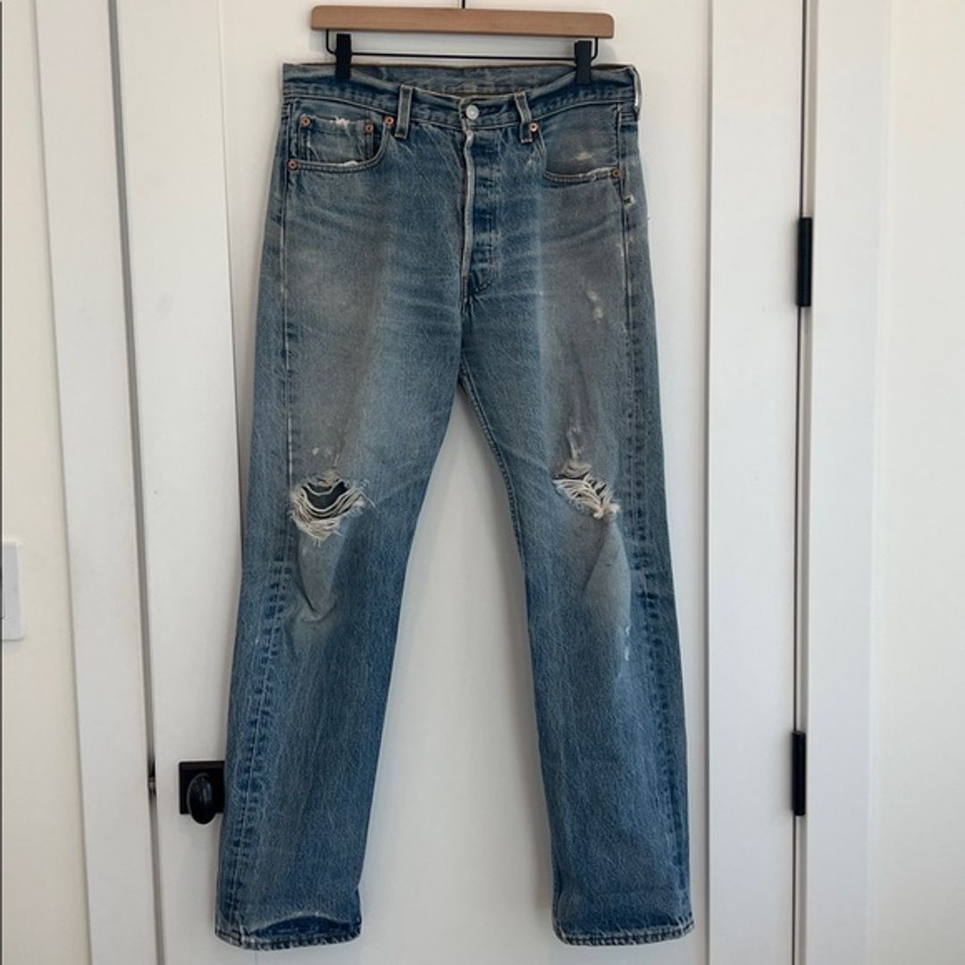 Levis Vintage Distressed Jeans
