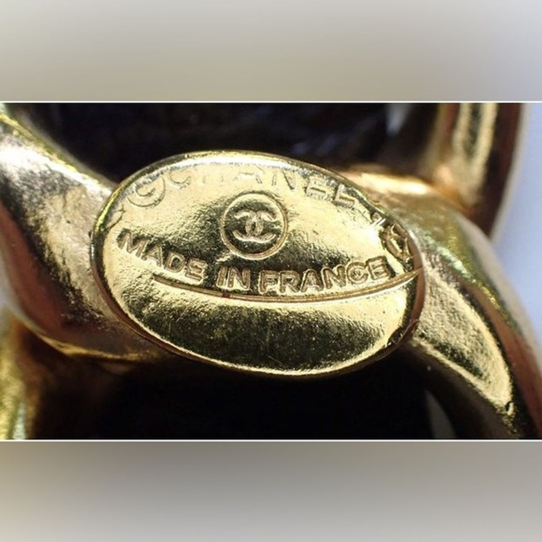 Chanel Jumbo Chain Belt Runway Medallion Necklace