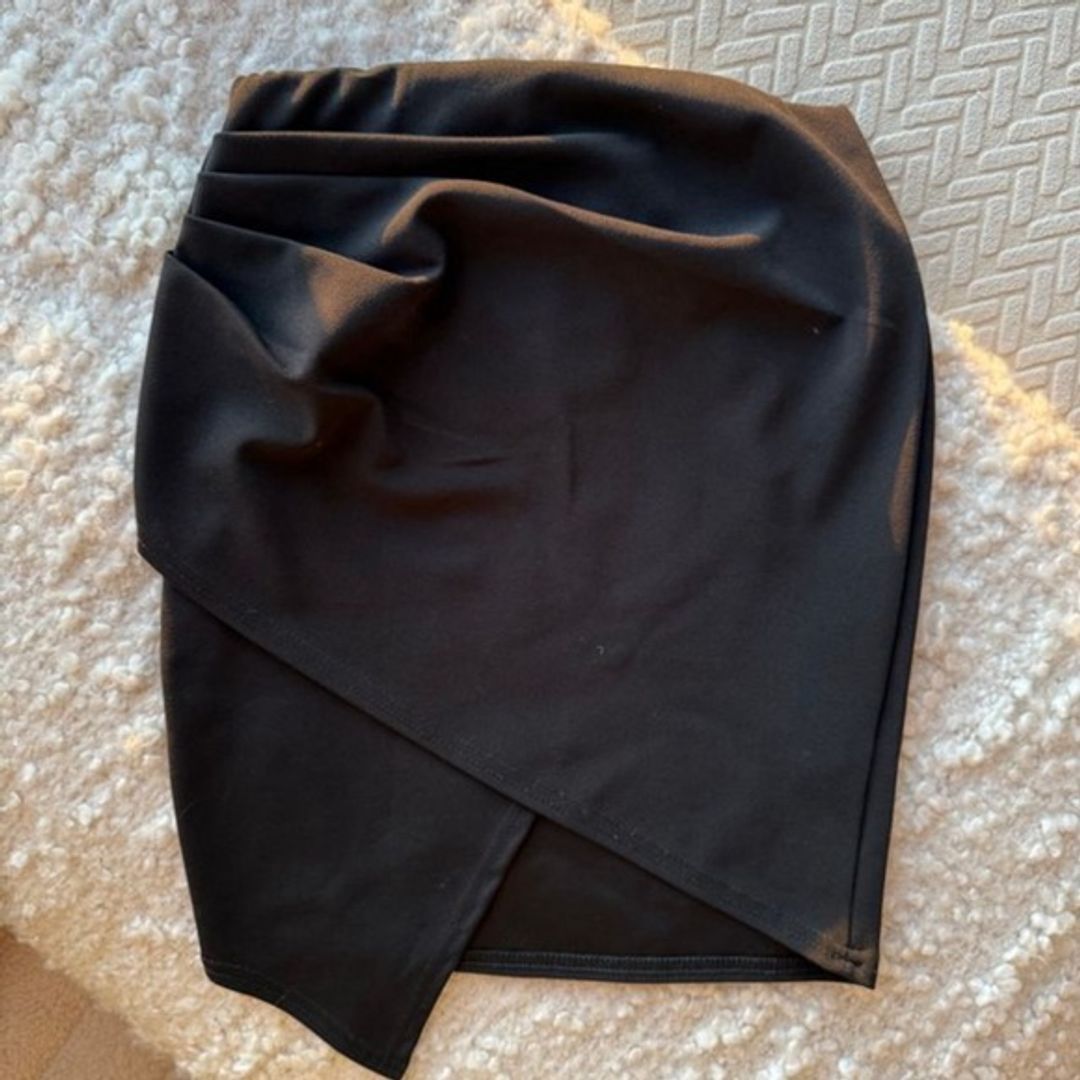 Nasty Gal Asymmetrical Black Women's Skirt