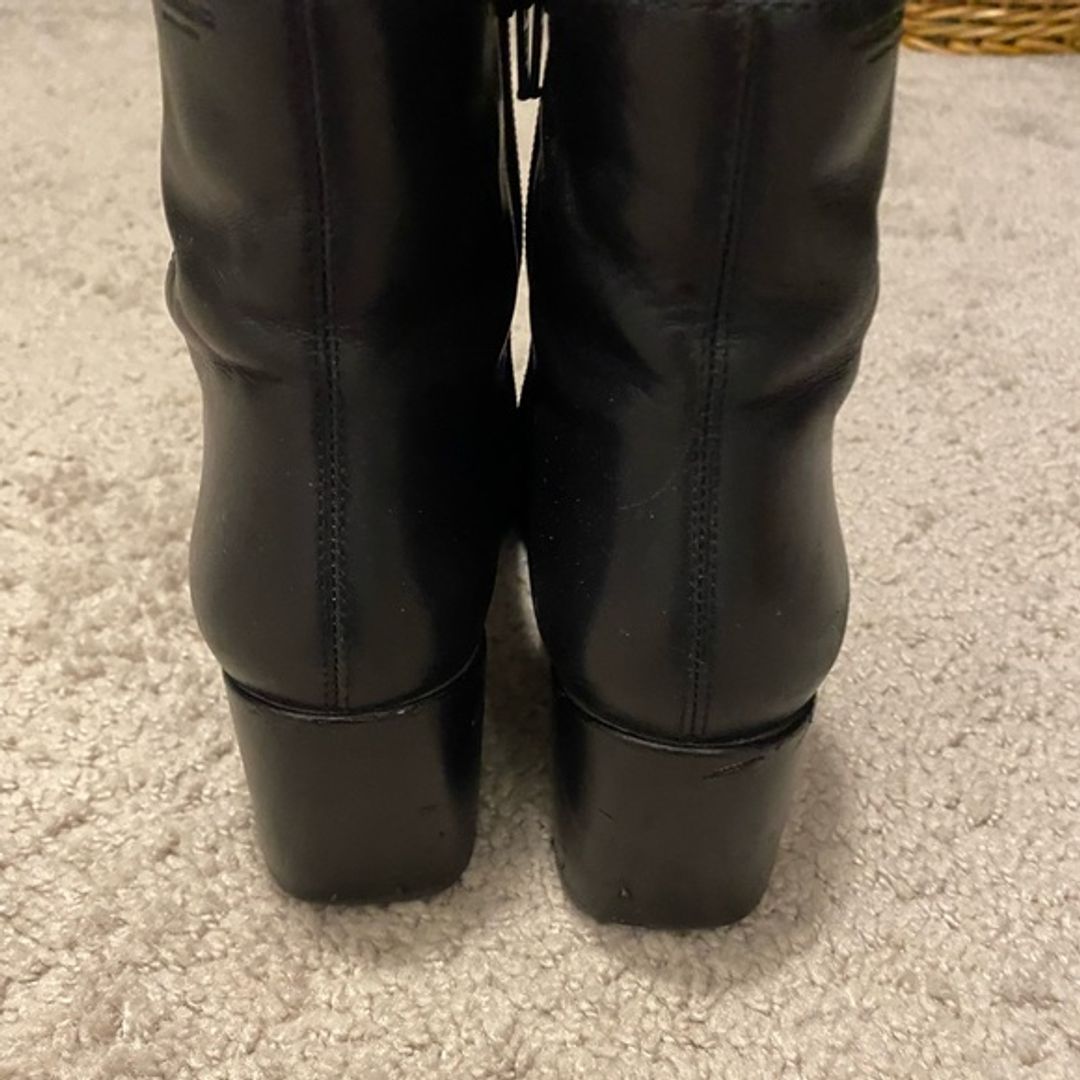 Vagabond Black Leather Booties