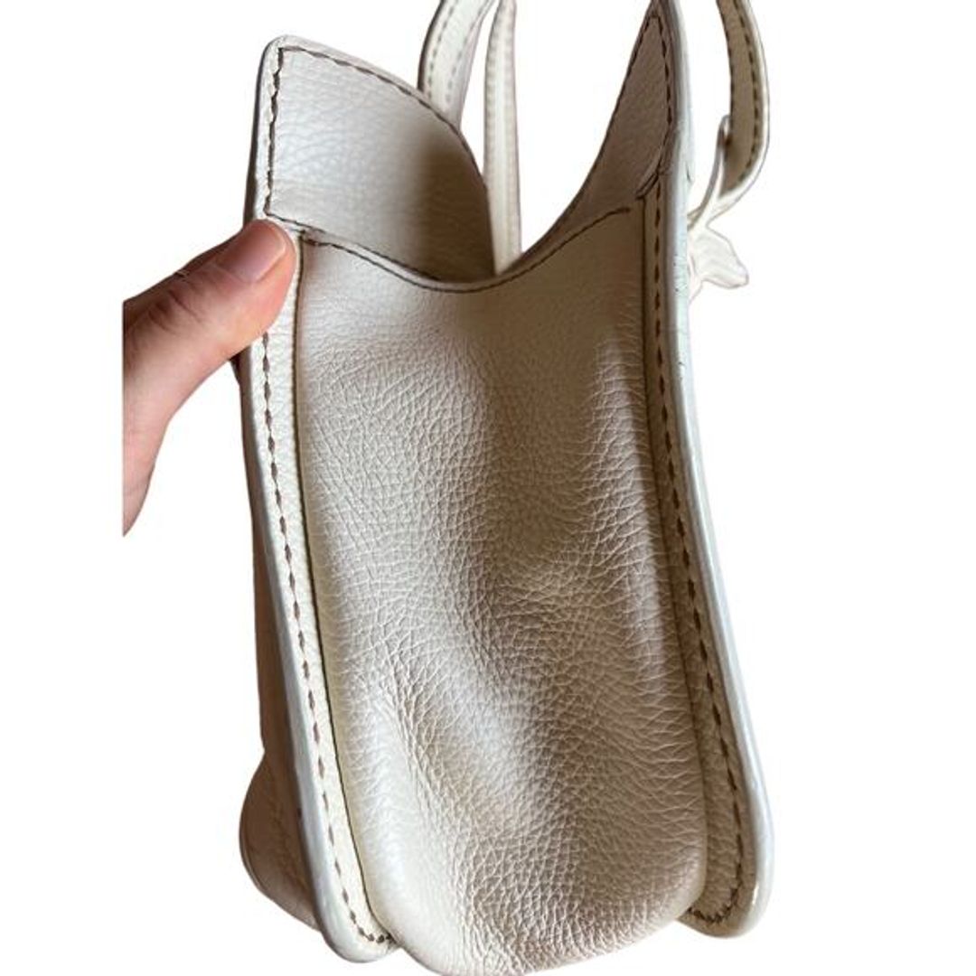 Tod's Handbag Cream Pebbled Leather Shoulder Bag