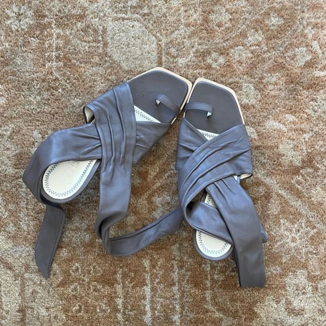 Axel Grey Leather Heels