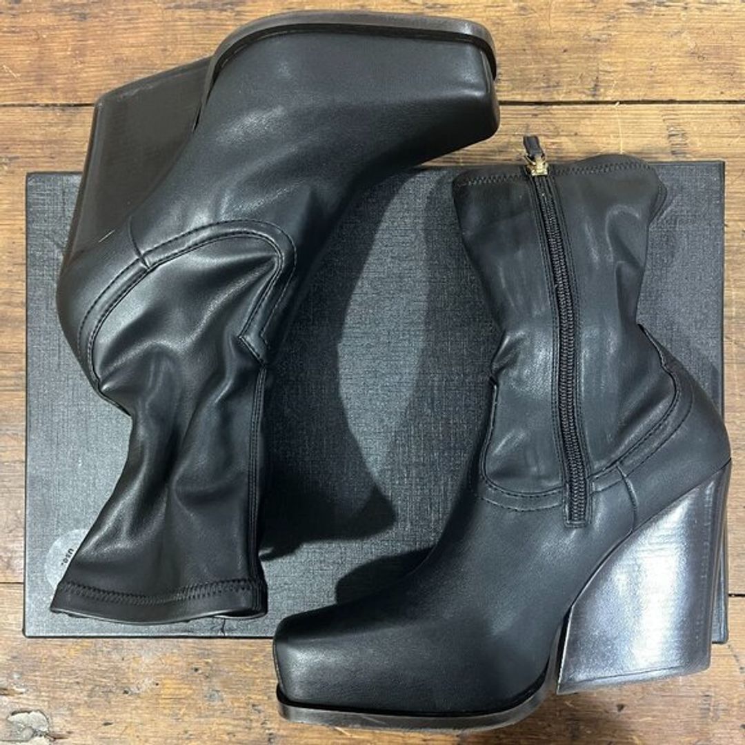 Leather Boot!