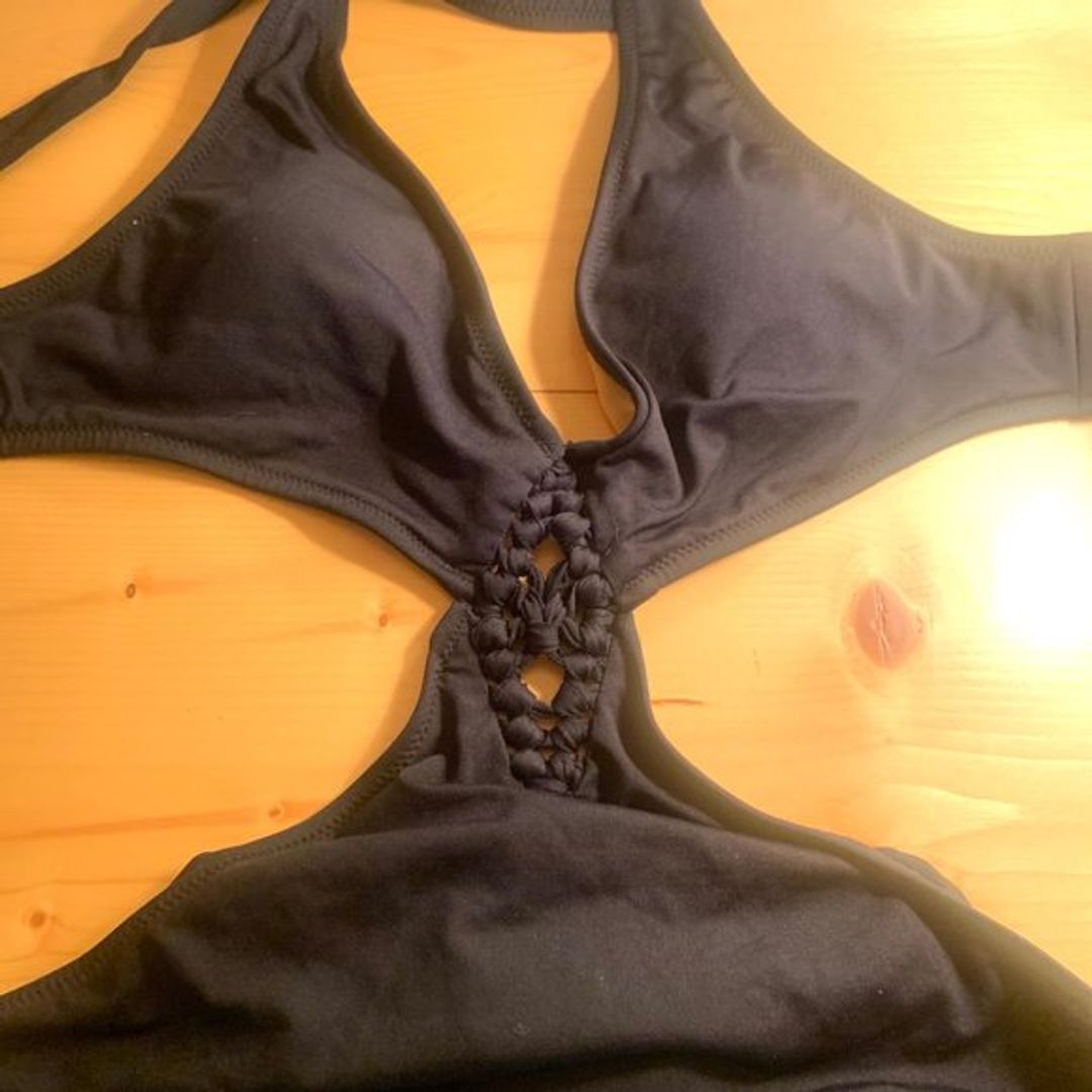 BCBGMAXAZRIA Black One-Piece Cut Out Swimsuit