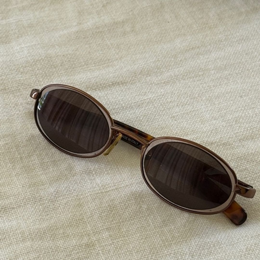 Gucci Vintage Brown Oval Sunglasses