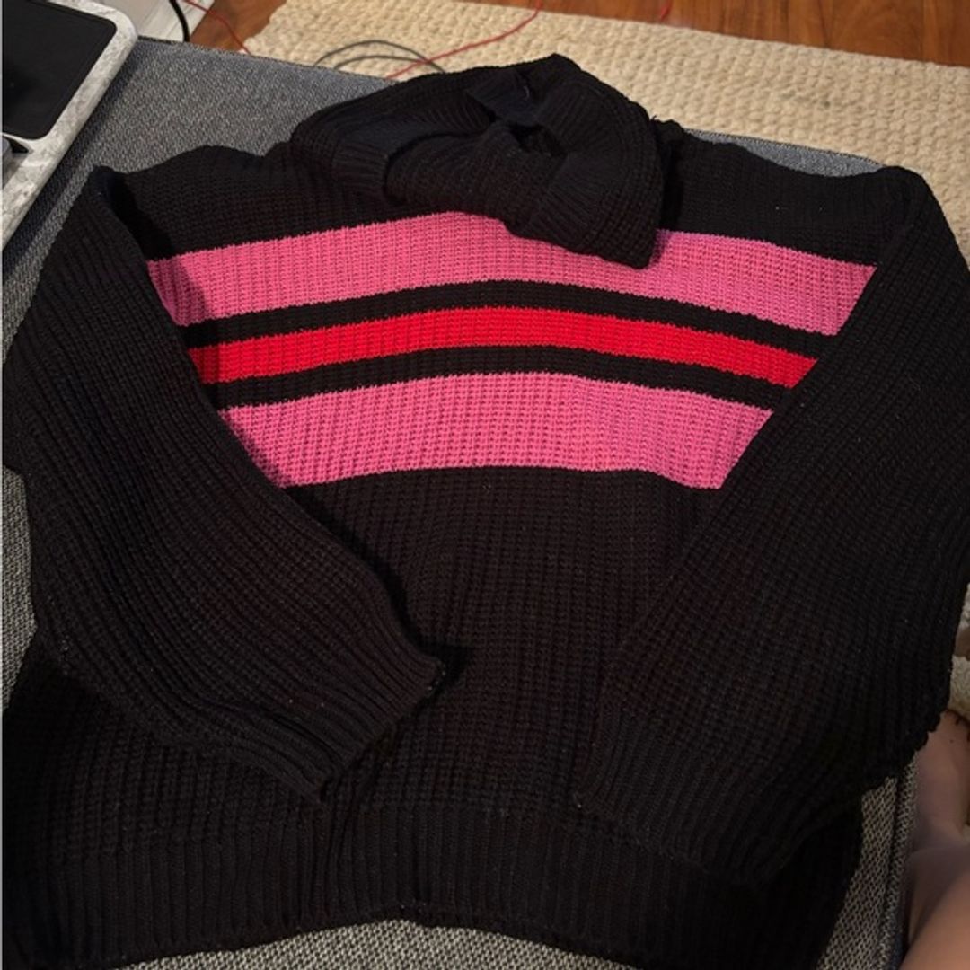 RD Style Hooded Sweater