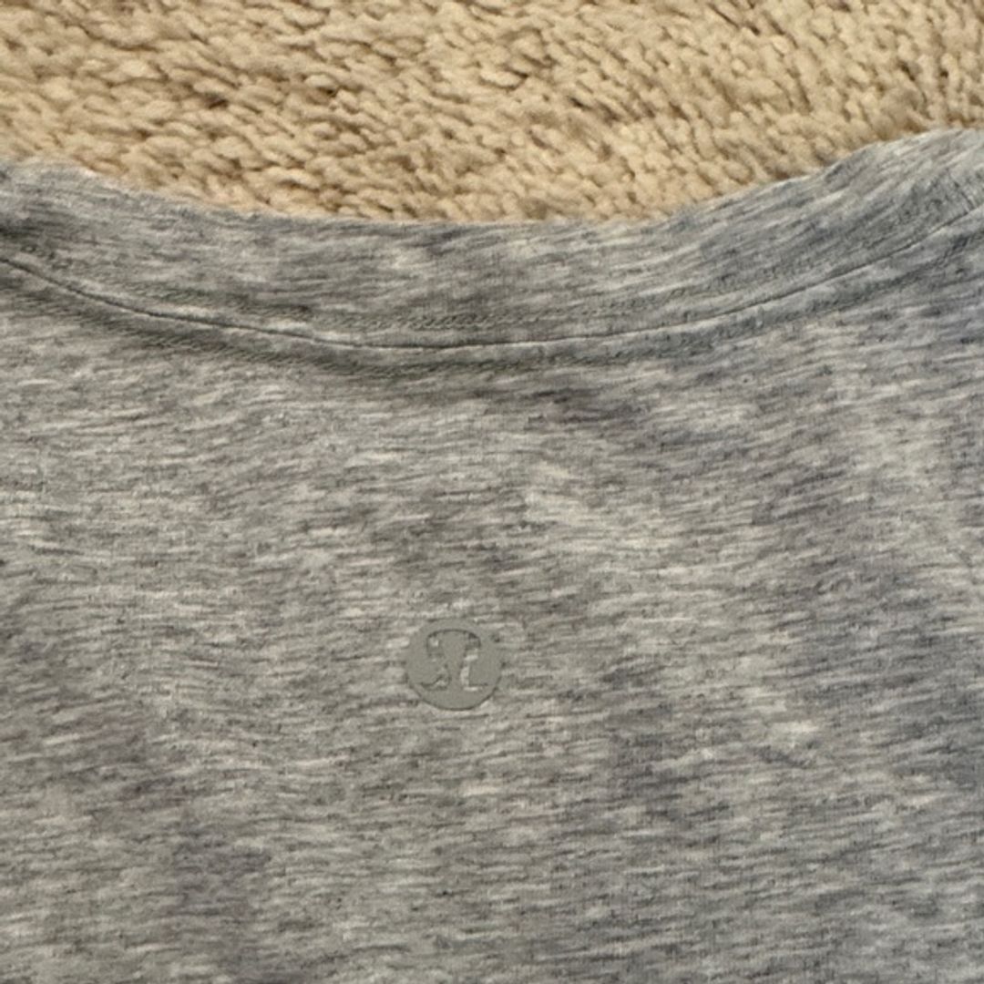 Lululemon athletica Light Gray Long Sleeve Tee