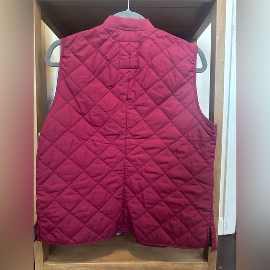 Gap Vintage Quilted Vest in Very Berry