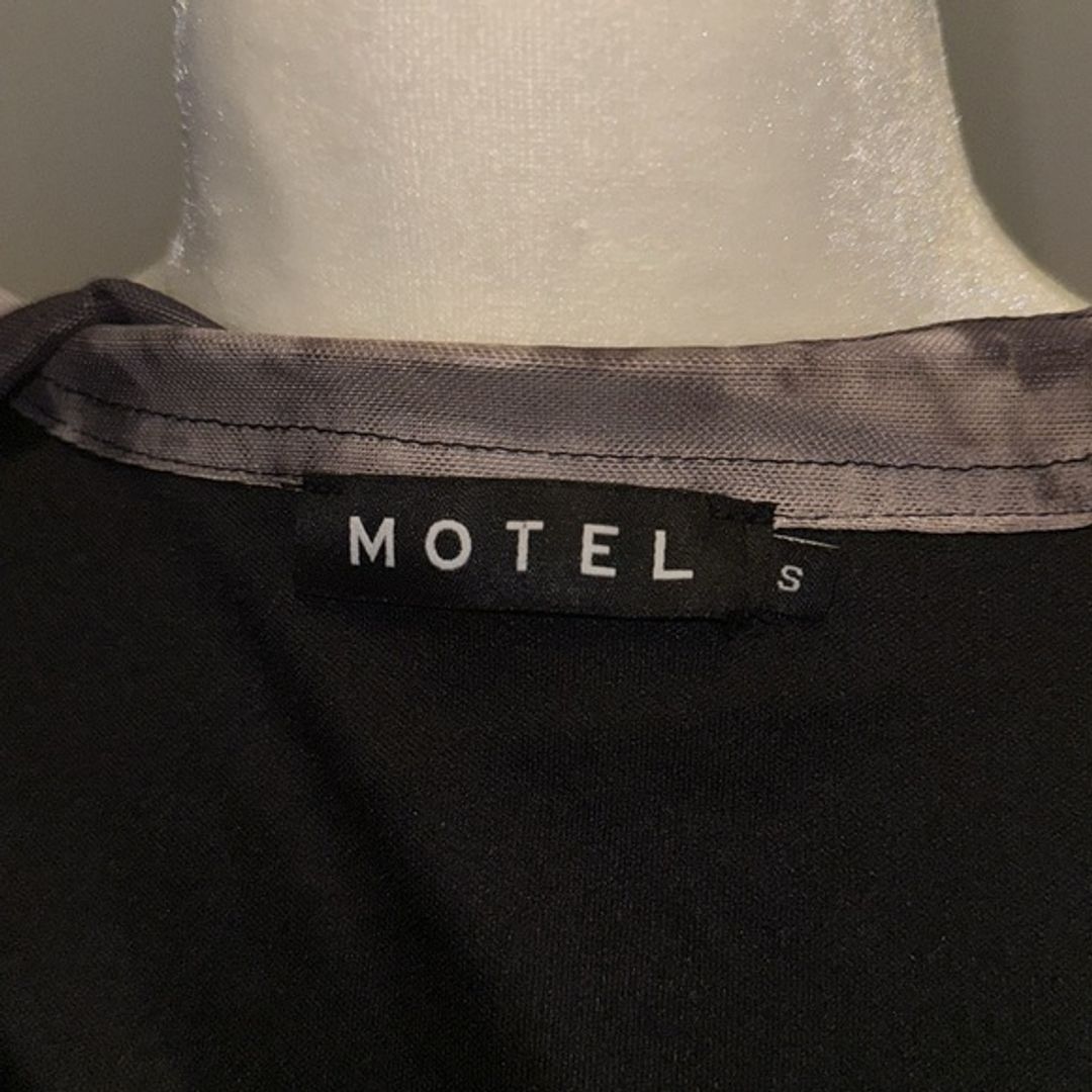 Motel Rocks Cropped Button Down Shirt