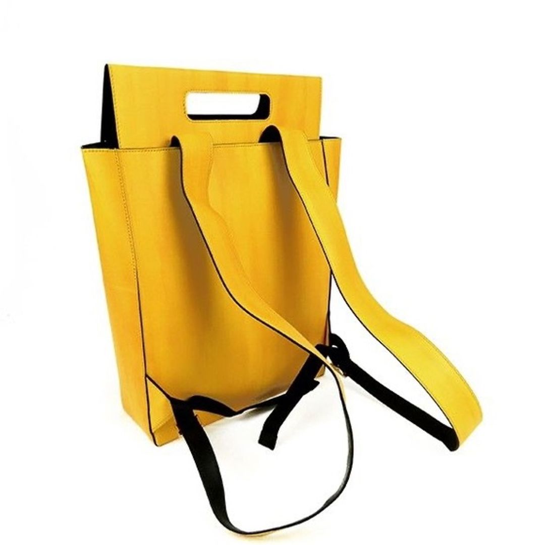 Fendi SS19 Runway Shopper Motif Leather Backpack