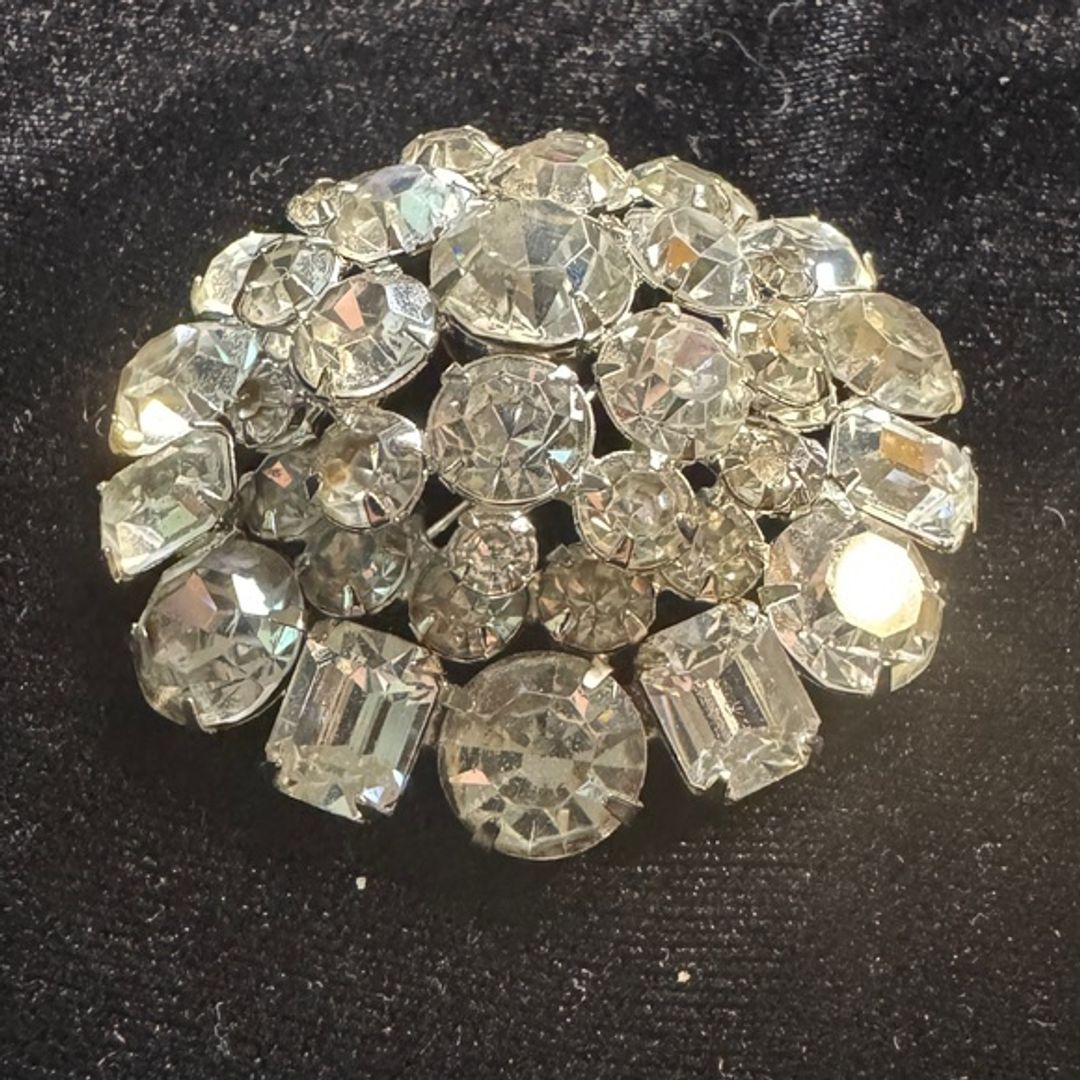 Vintage Rhinestone Brooch