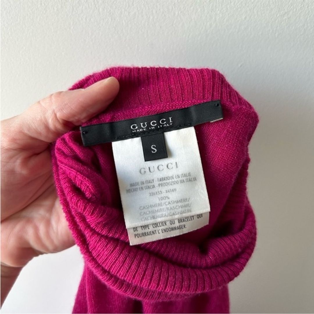 Gucci Fuchsia Short Sleeve Cashmere Sweater