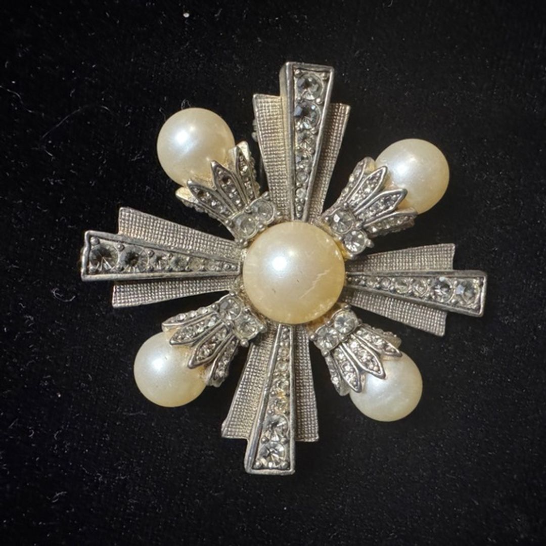 Vintage Burn Gold Diamante 'Cross' Brooch