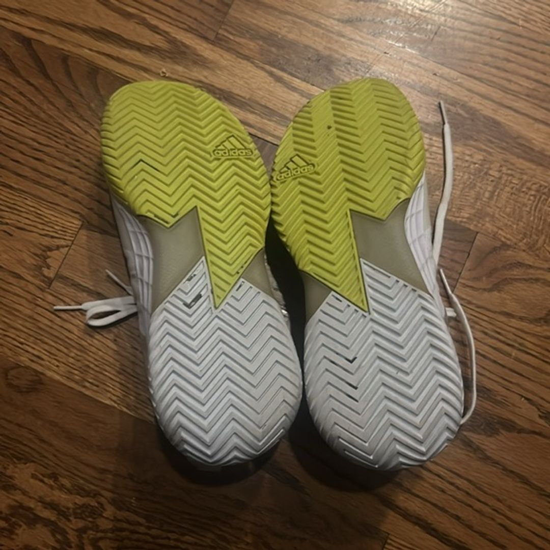 Adidas Adizero Ubersonic 4