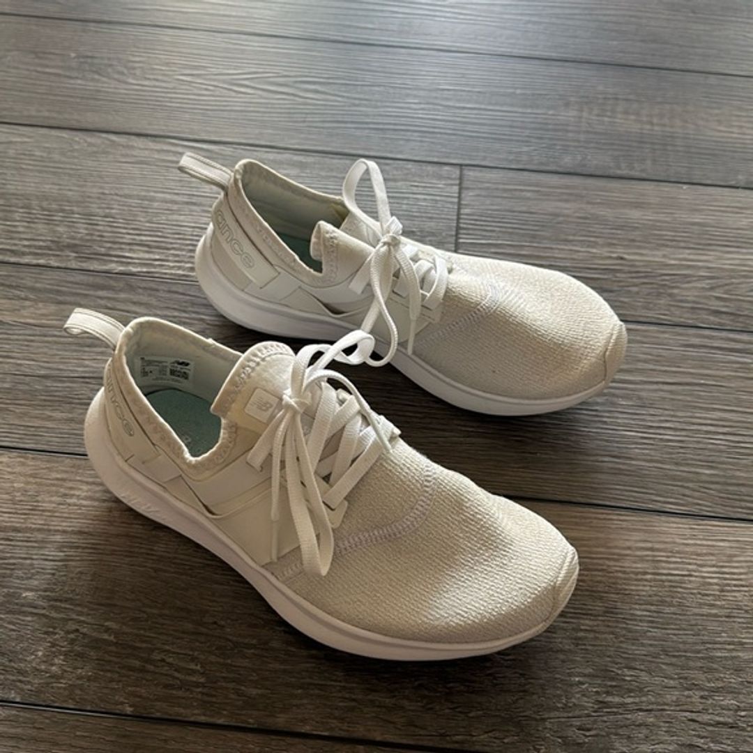 Womens New Balance Memory Sole size 6