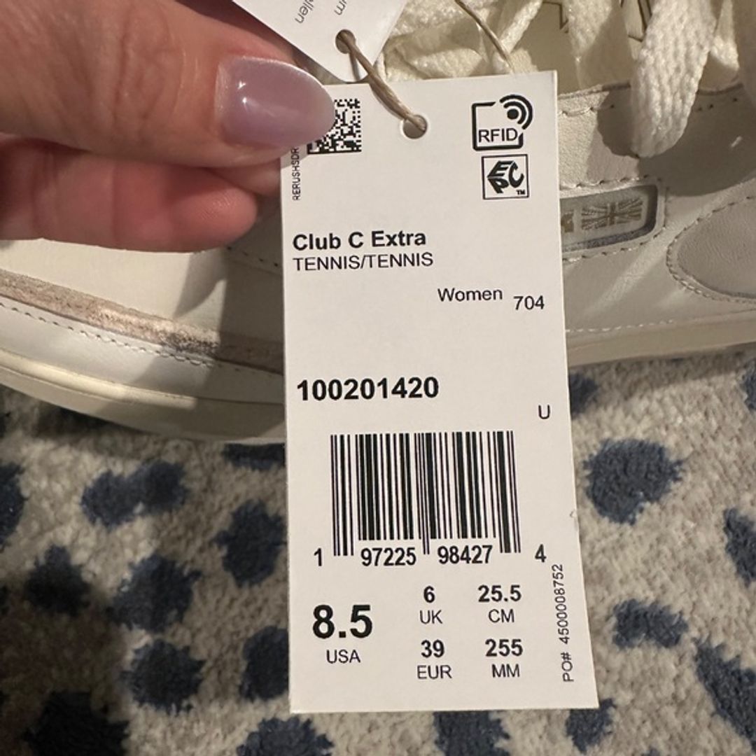 NWT Reebok Women's Beige Vital Neutral Club C Extra Sneakers