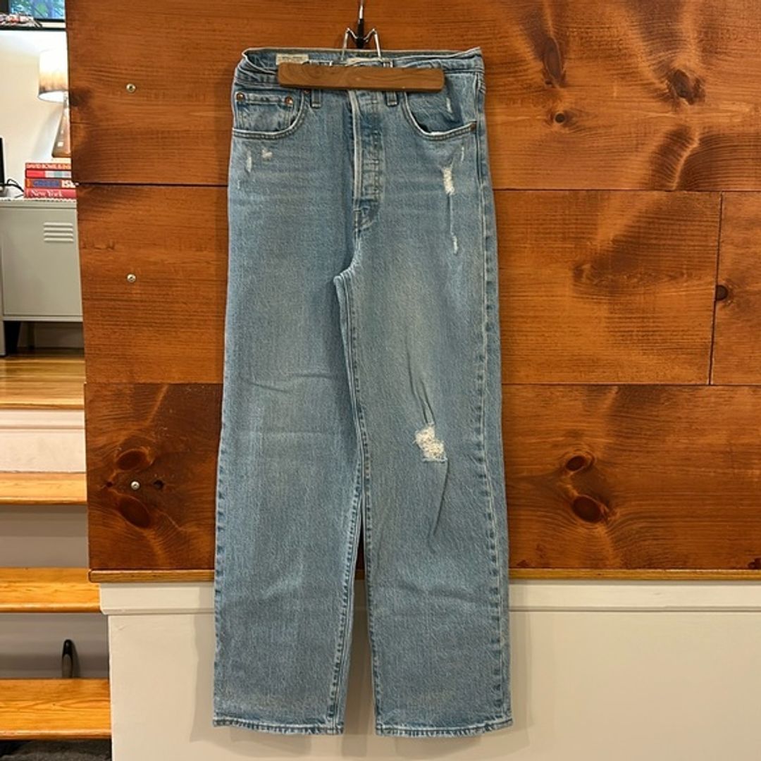 Levis Ribcage Straight Ankle Jeans